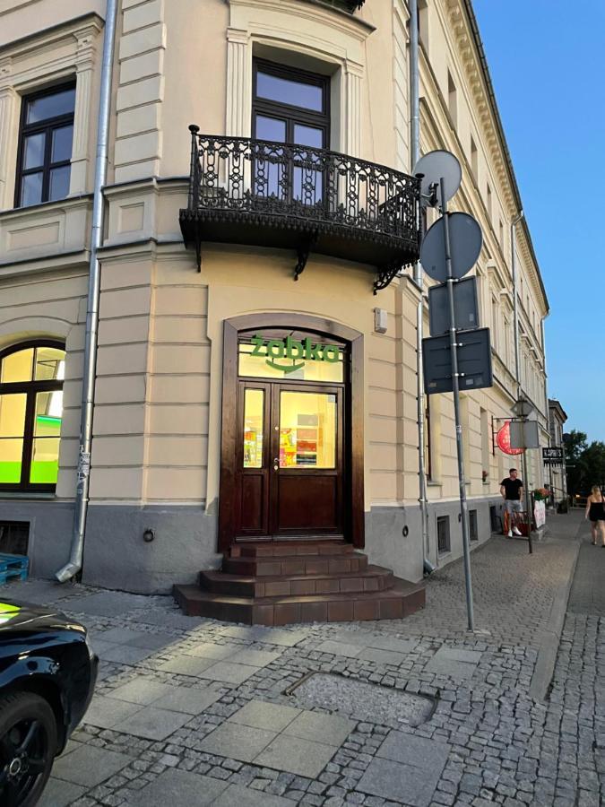Apartamenty Luczkowskiego Z Widokiem Na Studnie 2 Chelm Luaran gambar